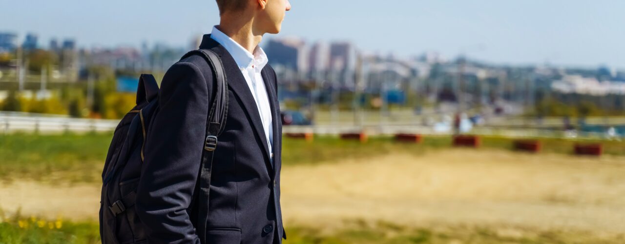 Mon enfant a 18 ans : la pension alimentaire cesse-t-elle à la majorité ? 