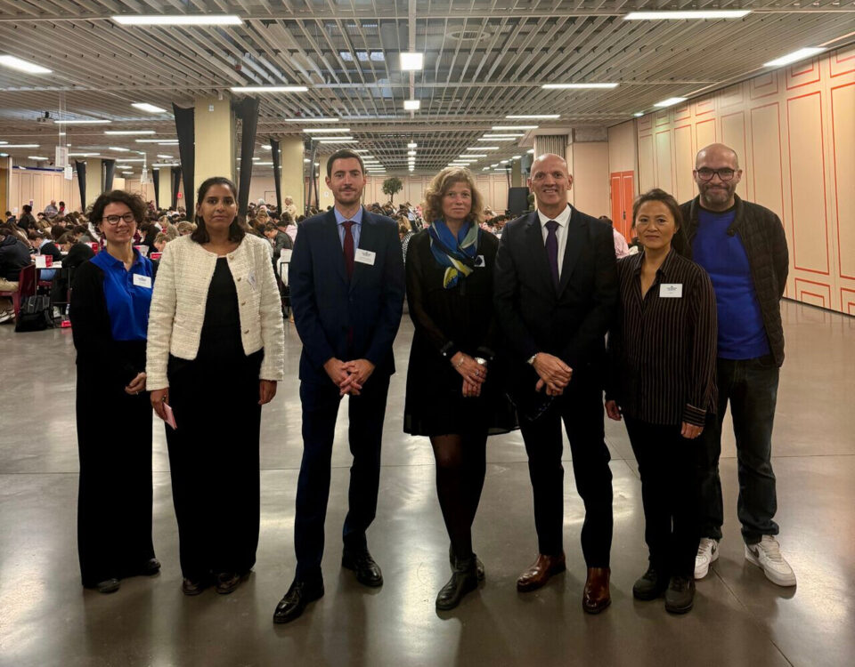 Equipe de formation lors de l'examen d'accès