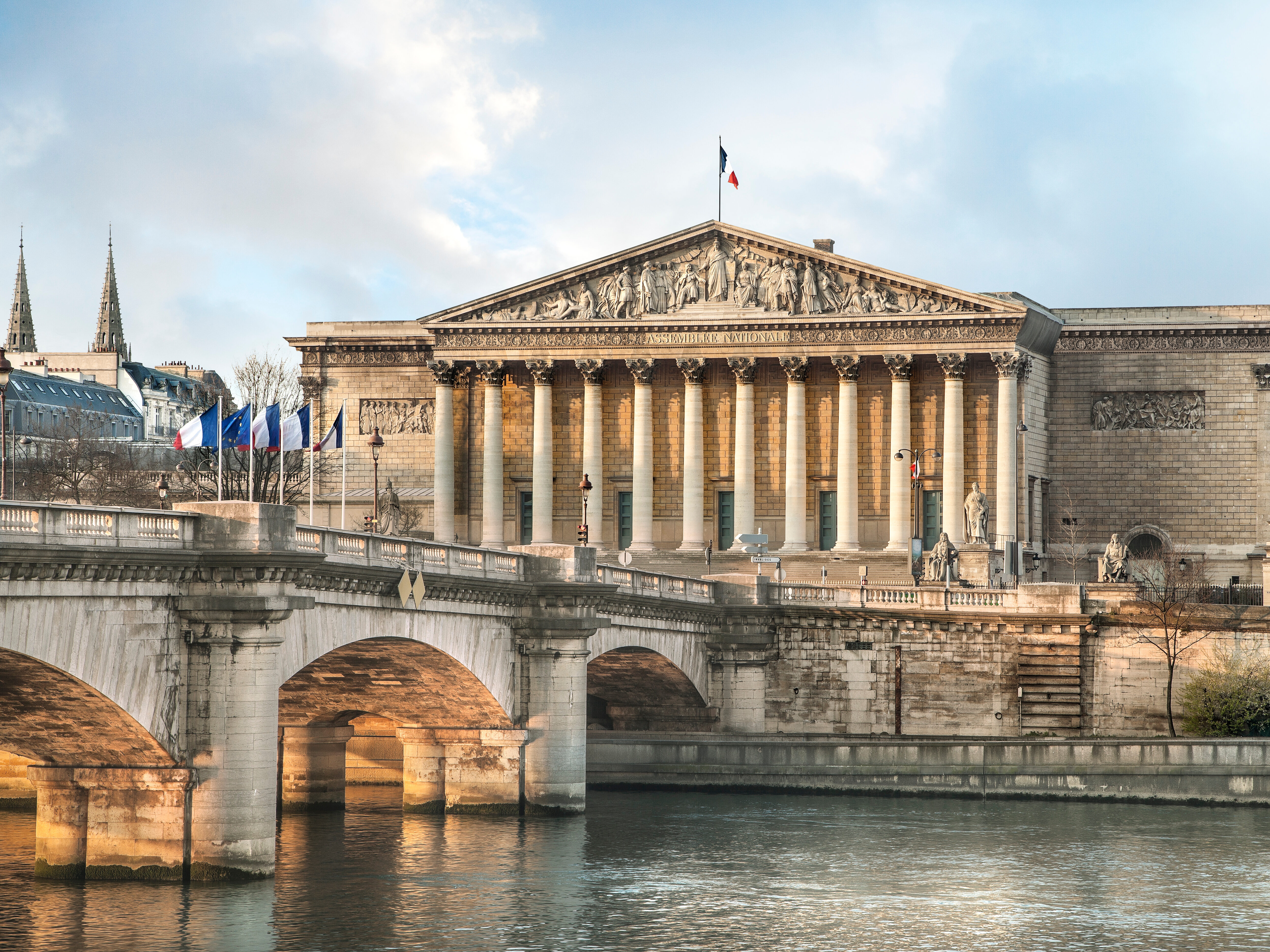 Nouvelle procédure simplifiée de recouvrement des créances commerciales incontestées : un outil au service de la trésorerie des entreprises